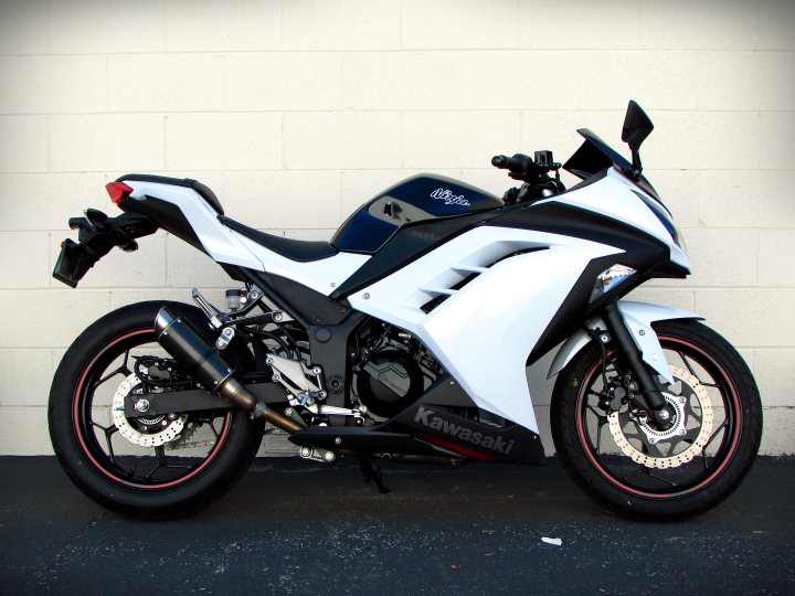 mktページ 2015 Kawasaki ZX-14R Limited Edition- First Look Review