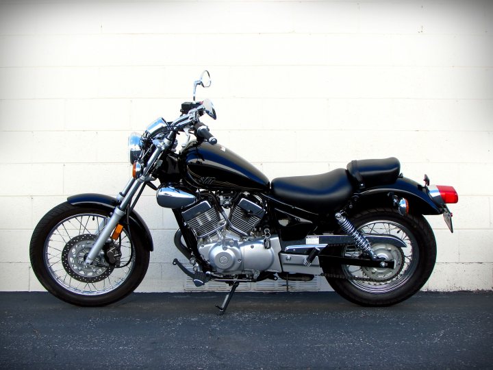 2009 yamaha v star 250 oil capacity