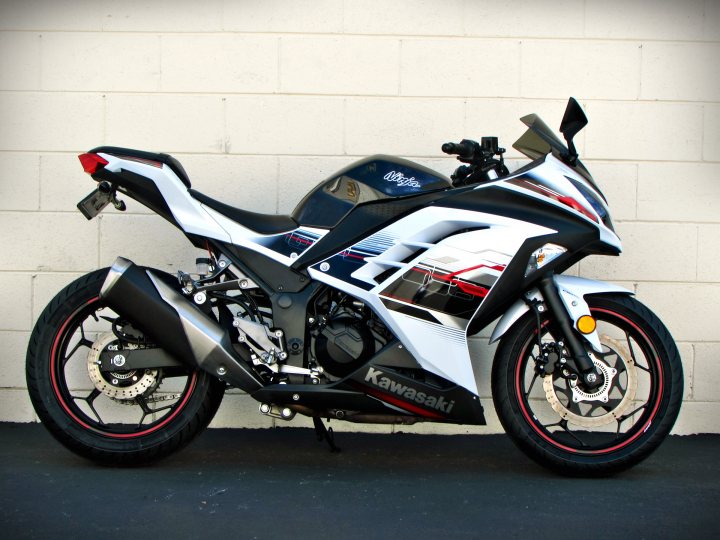 2014 Ninja 300 SE For Sale • Motorsports