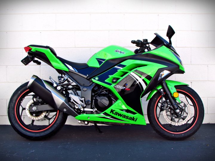 Personligt brug shampoo 2014 Kawasaki Ninja 300 SE For Sale • J&M Motorsports