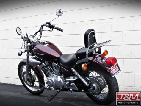 2009 yamaha v star 250 oil capacity