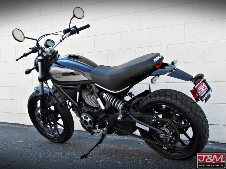 ducati scrambler sixty2 colors