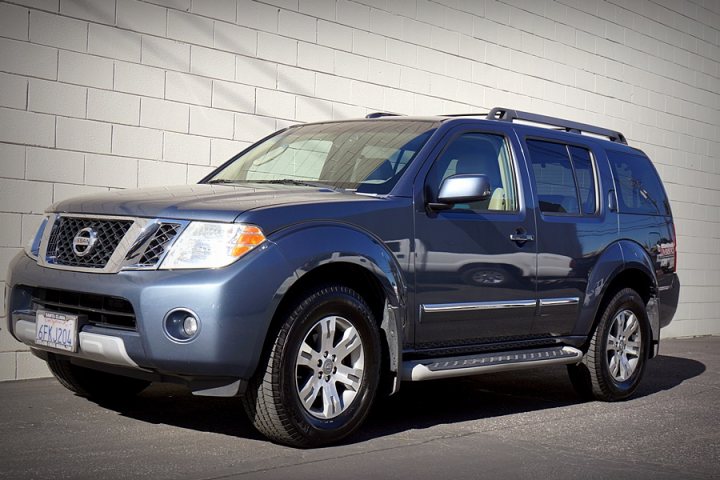 2008 Nissan pathfinder le v6 for sale