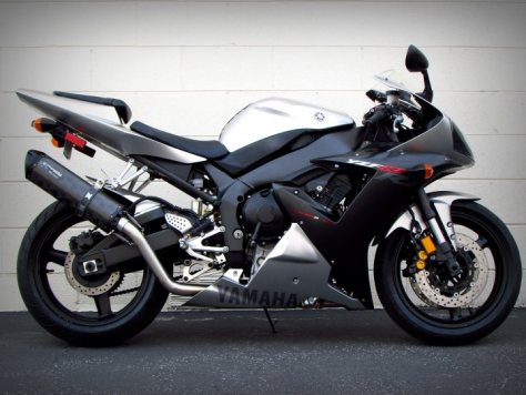 2002 yamaha r1 plastics
